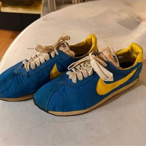 Vintage Nike Men’s Legendary Waffle Trainer nicknamed the UCLA for its colors